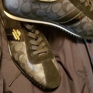 COACH SHOES, TOMMY HILFIGER LADY JACKET,